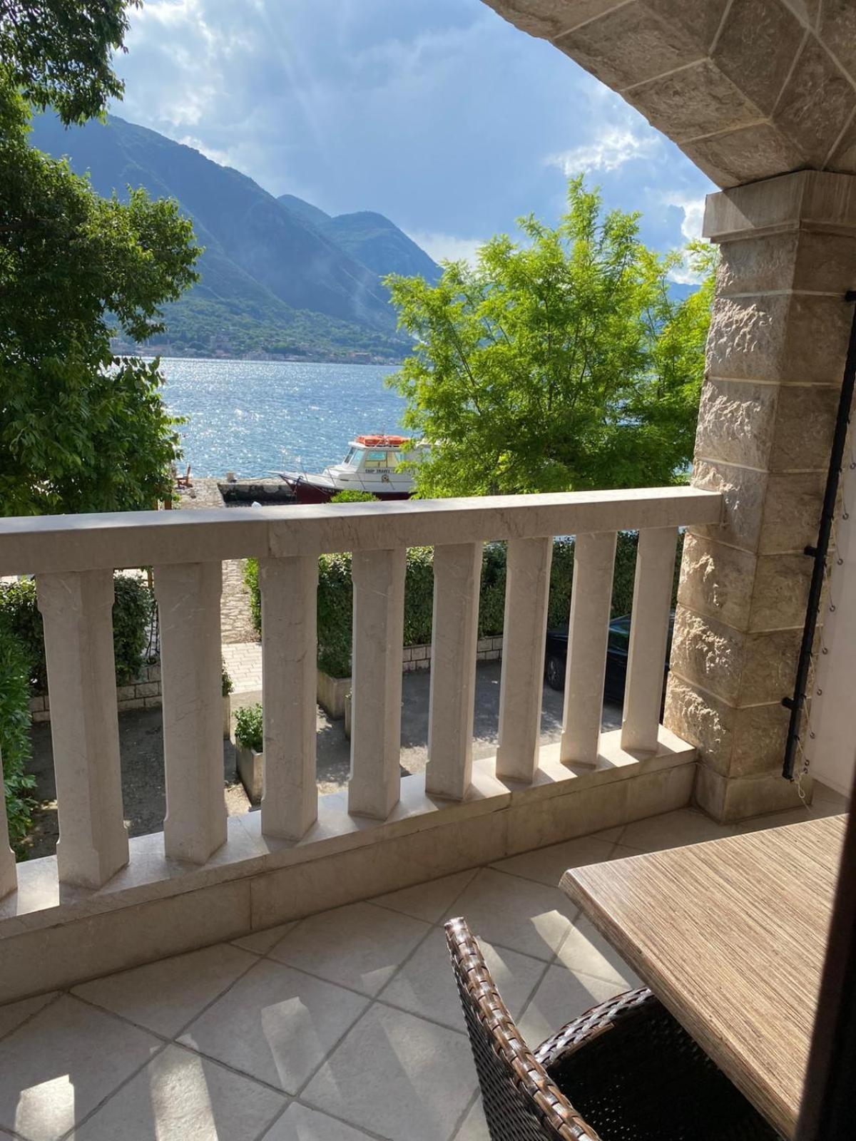 Apartments Bella Di Mare Котор Экстерьер фото